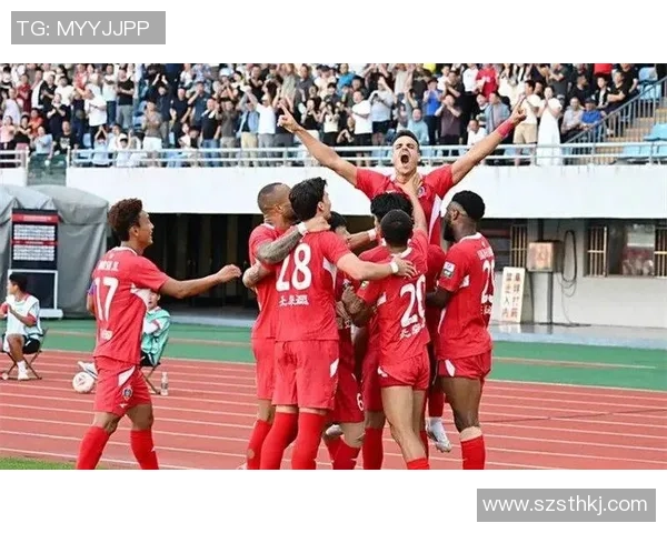 足球明星齐聚厦门激情对决引领城市足球热潮再升级