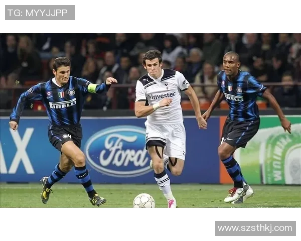 13号足球明星边锋的传奇之路与辉煌成就解析 13号足球明星边锋的传奇之路与辉煌成就解析