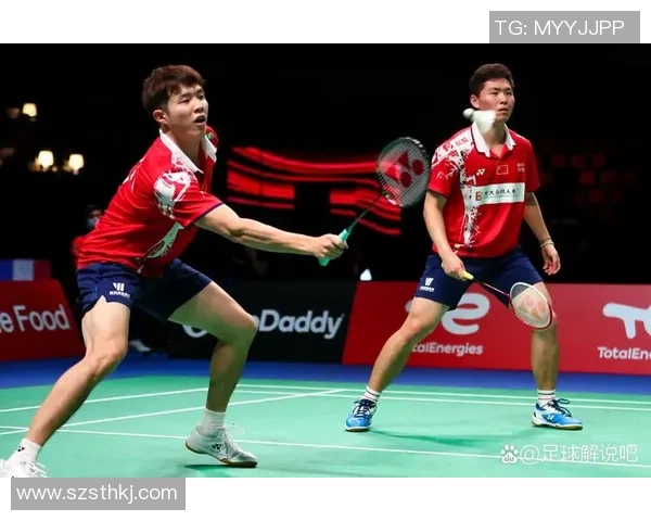 重庆羽毛球队进攻打法深度解析与战术创新探讨 重庆羽毛球队进攻打法深度解析与战术创新探讨